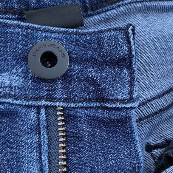 𝅺DKNY Jeans City Ultra Skinny - Picture 10 of 16